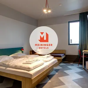 Hotel Meininger Porte De Vincennes, Paris